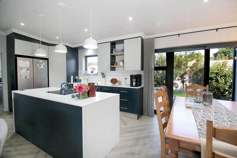 3 Bedroom Property for Sale in Reebok Western Cape